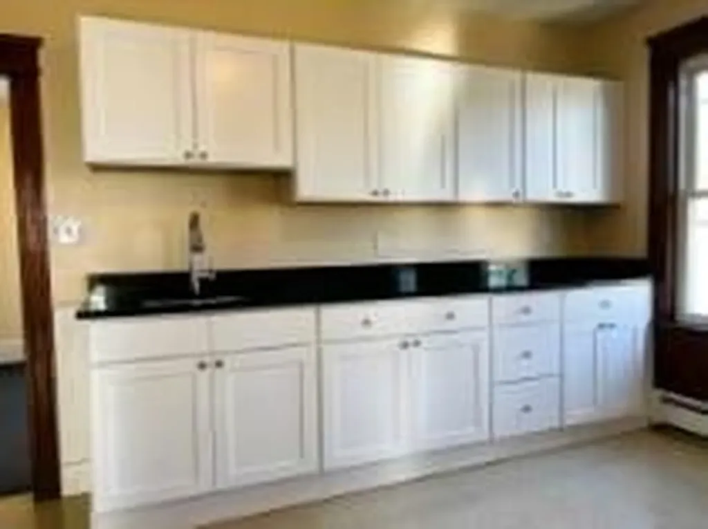 61 Rutland Street Woonsocket RI 02895