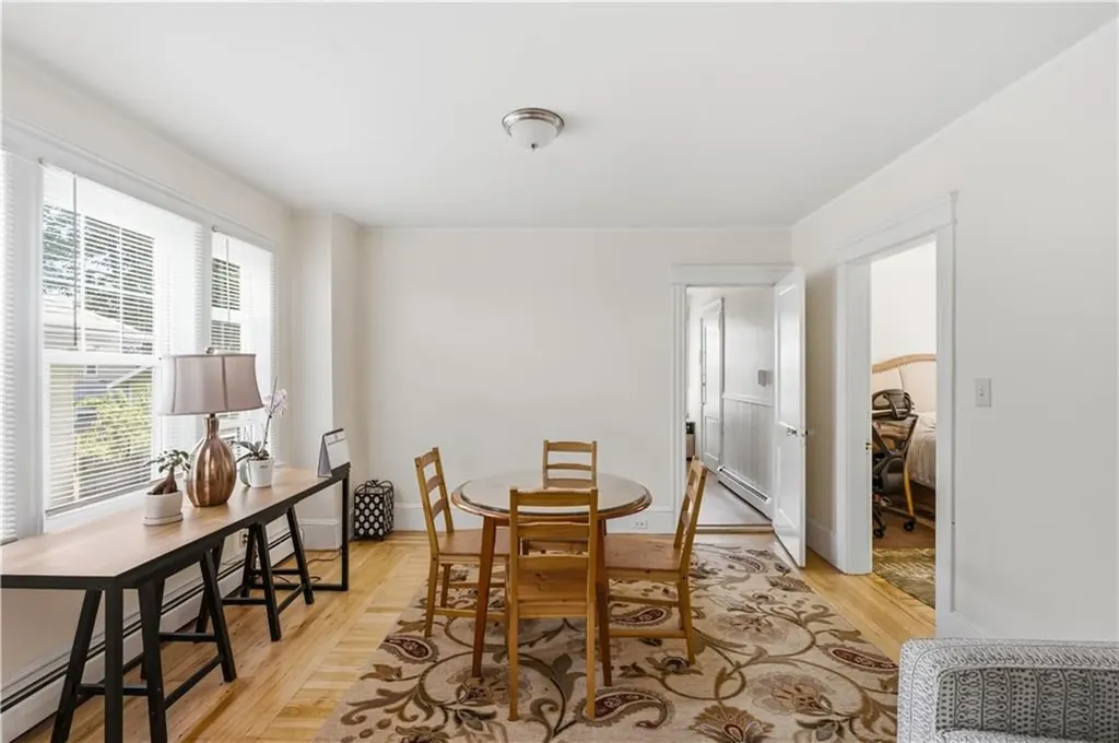 169 171 10th Street Providence RI 02906
