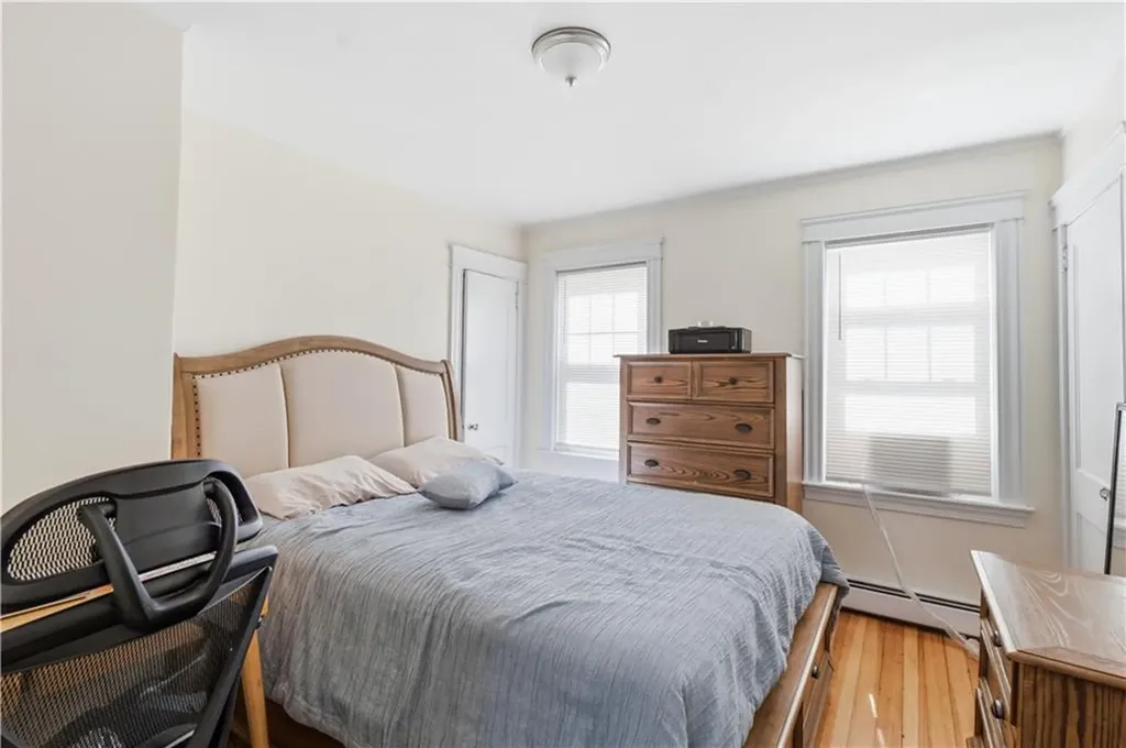 169 171 10th Street Providence RI 02906