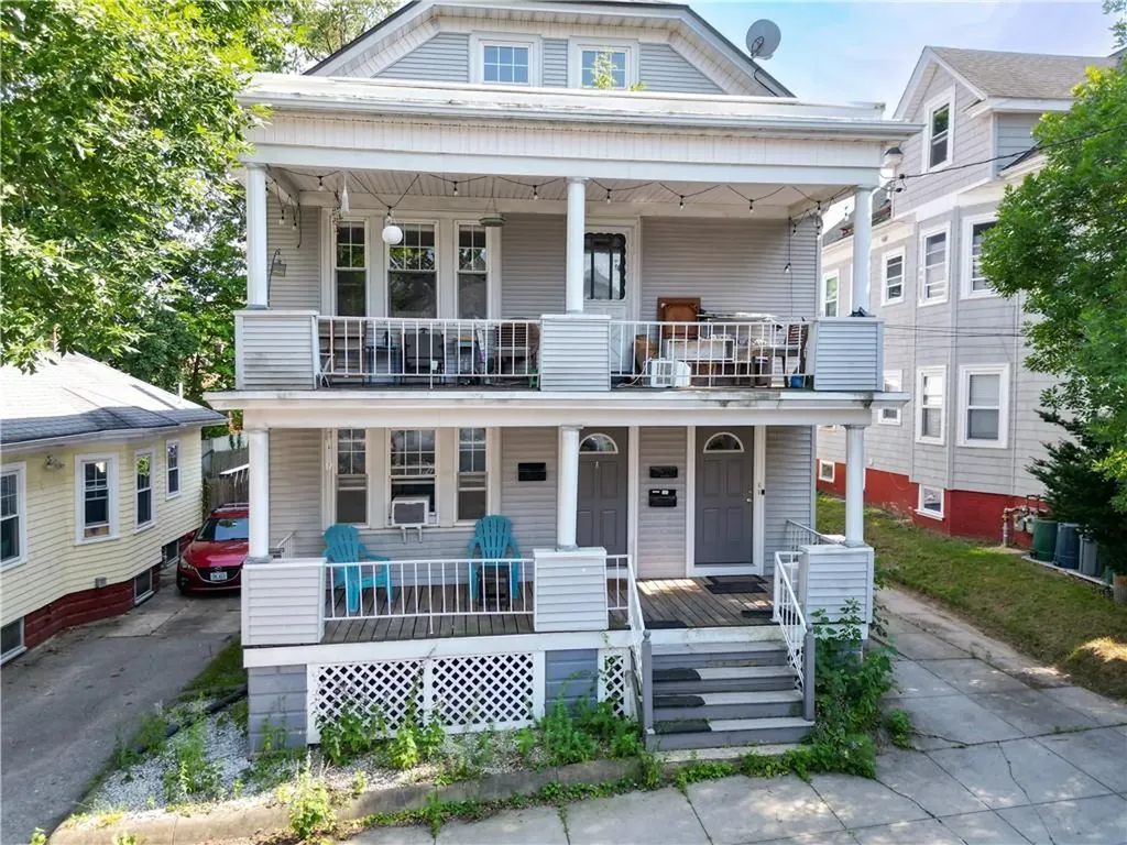 169 171 10th Street Providence RI 02906