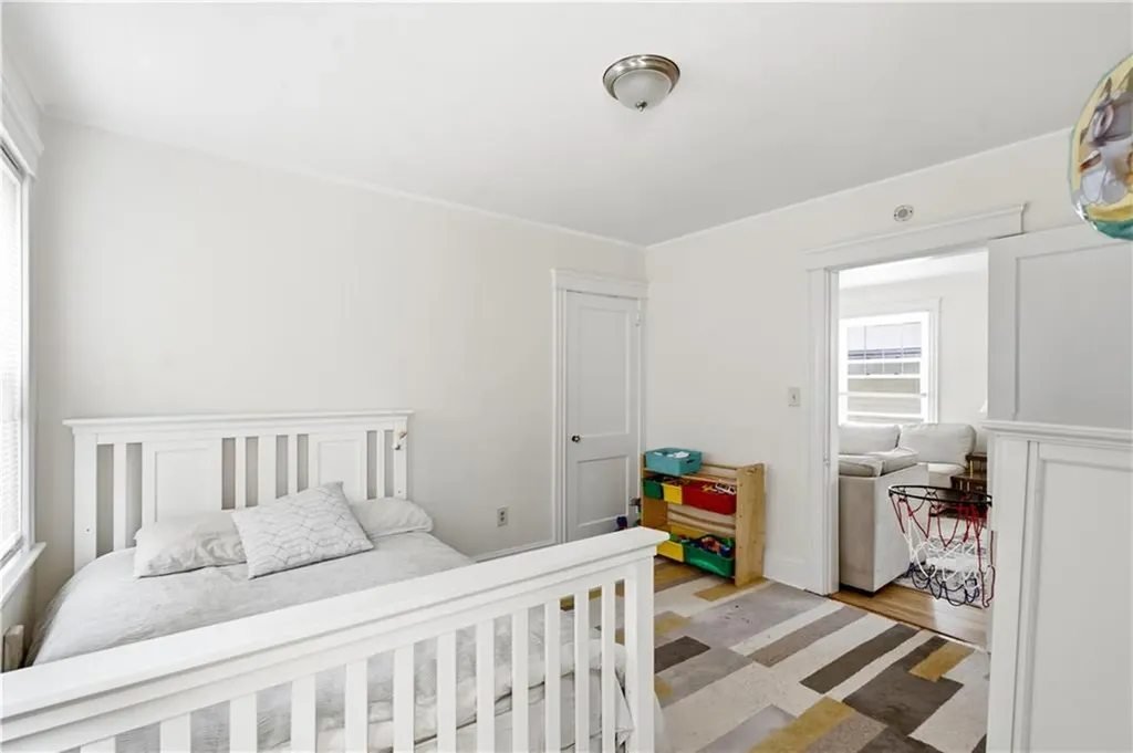 169 171 10th Street Providence RI 02906