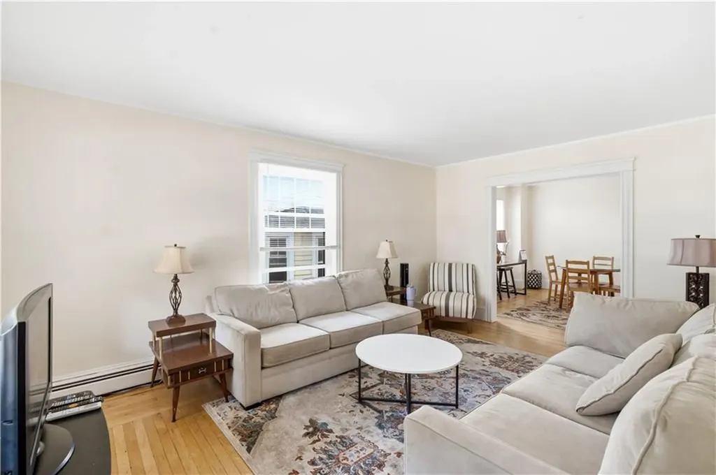 169 171 10th Street Providence RI 02906