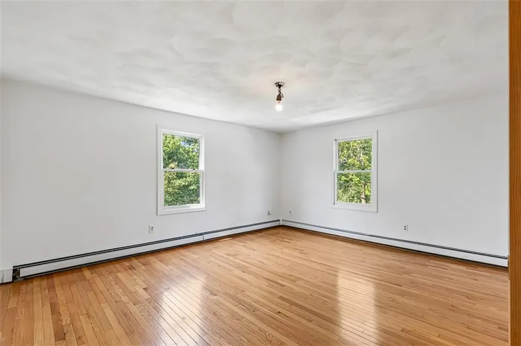 8 Ashley Drive Lincoln RI 02865