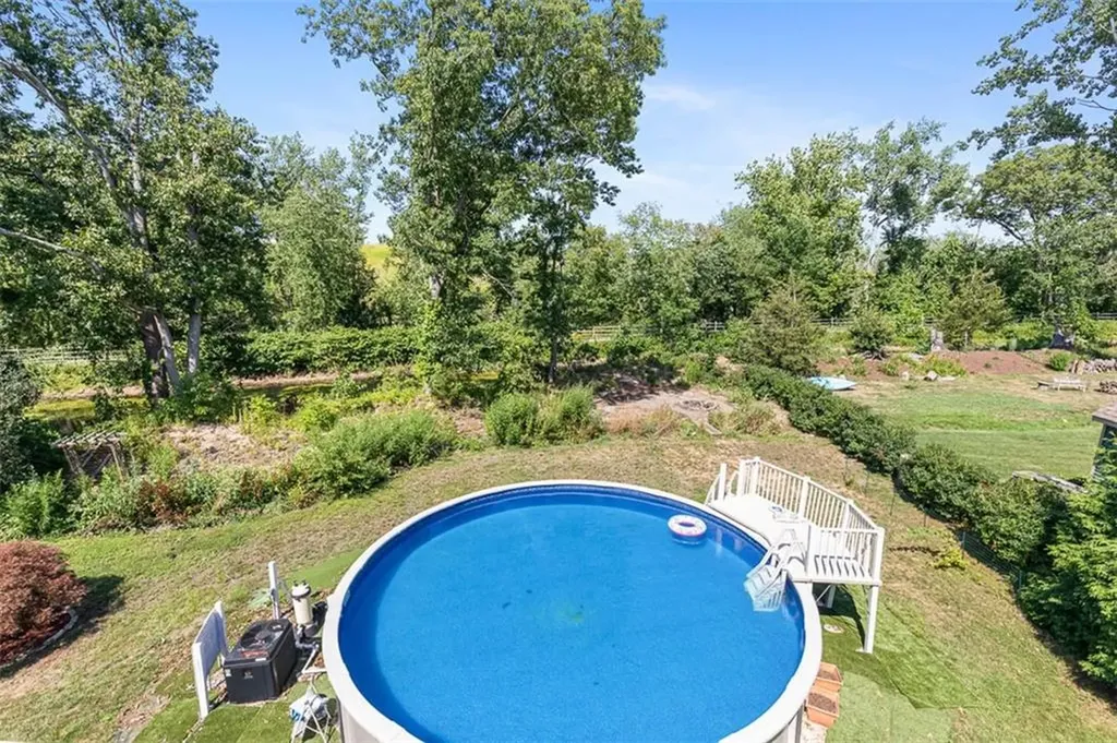 8 Ashley Drive Lincoln RI 02865