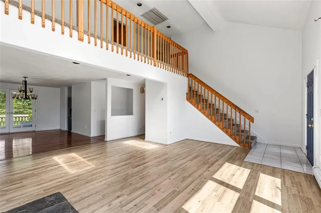 8 Ashley Drive Lincoln RI 02865