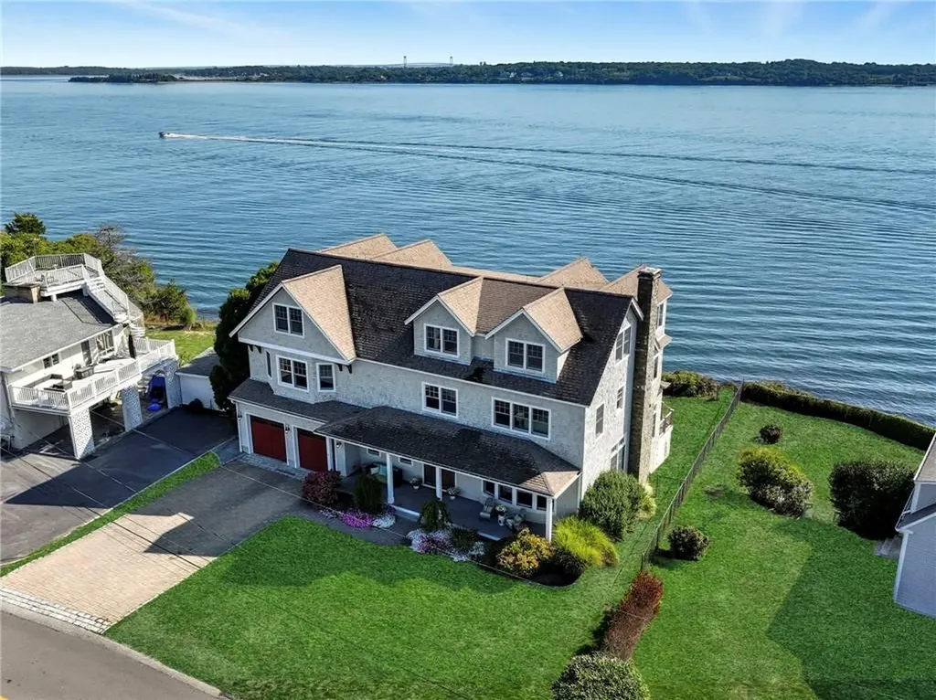264 Col John Gardner Road Narragansett RI 02882