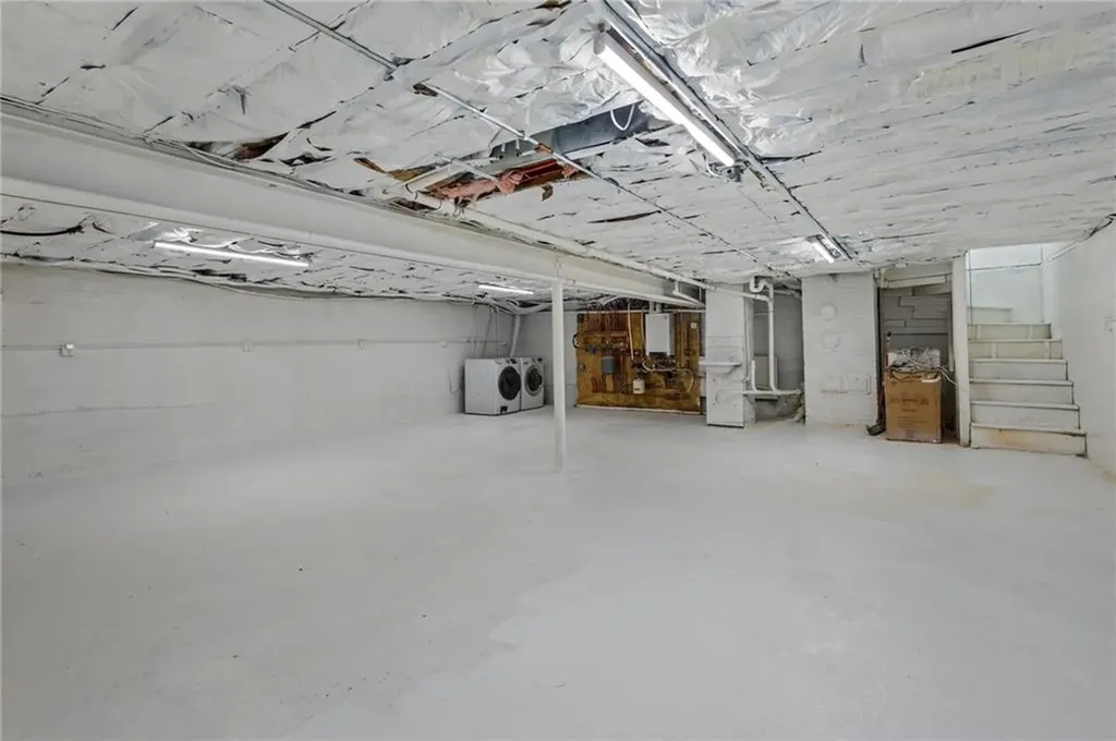116 Calverley Street Providence RI 02908