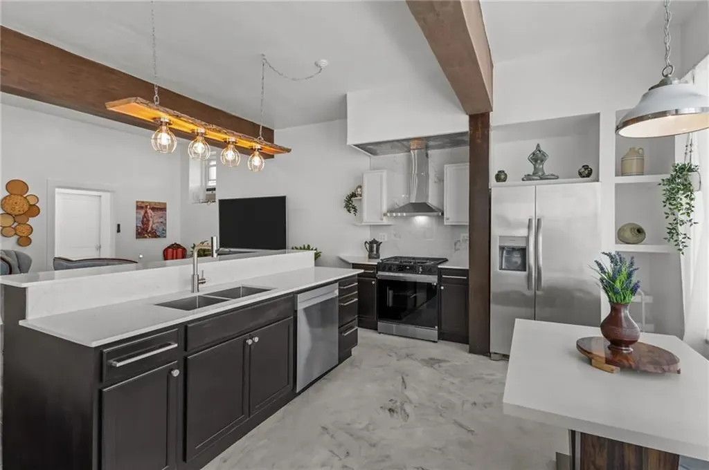 116 Calverley Street Providence RI 02908