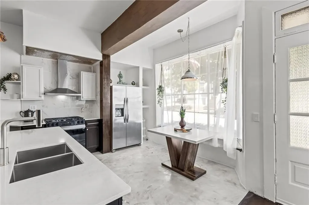 116 Calverley Street Providence RI 02908