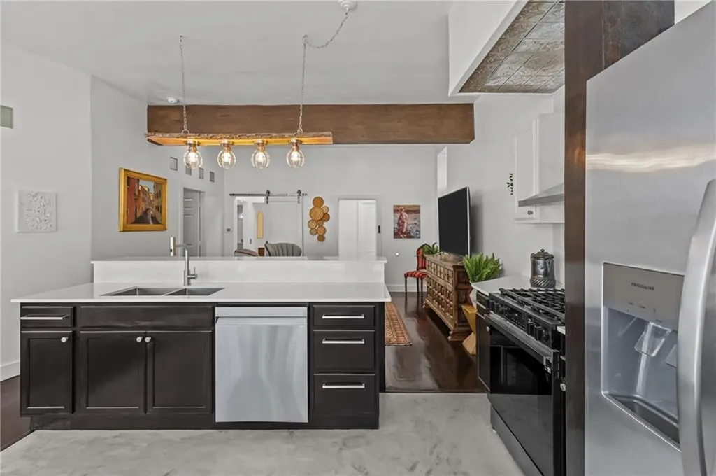 116 Calverley Street Providence RI 02908
