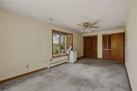 125 Colonial Avenue Tiverton RI 02878