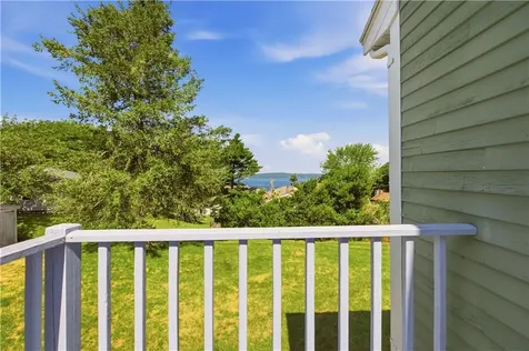 125 Colonial Avenue Tiverton RI 02878