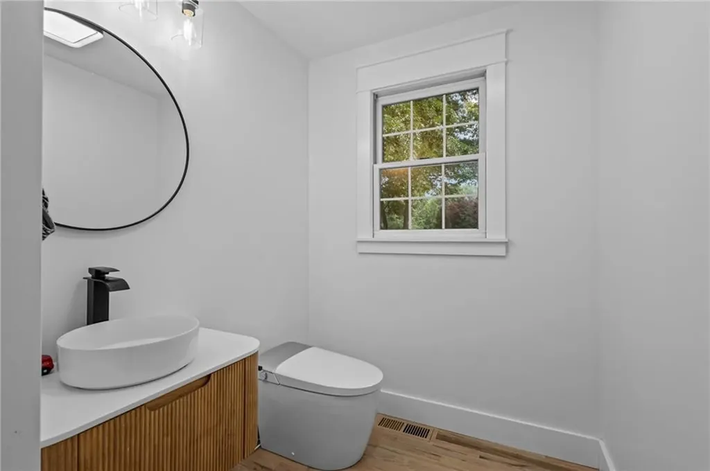 194 Council Rock Road Cranston RI 02921
