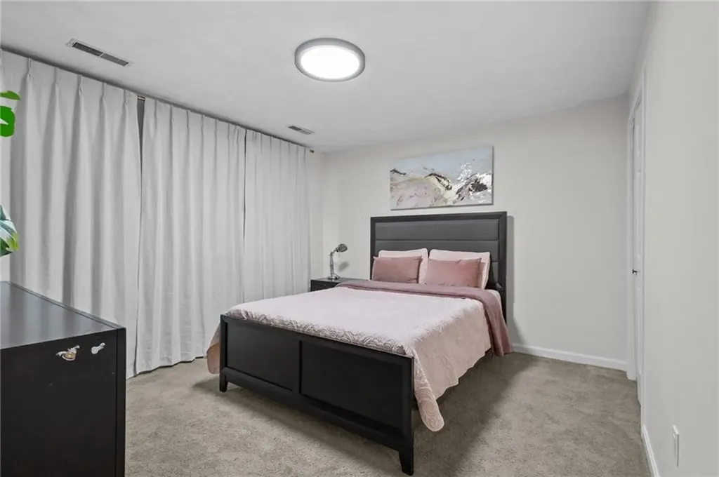 194 Council Rock Road Cranston RI 02921