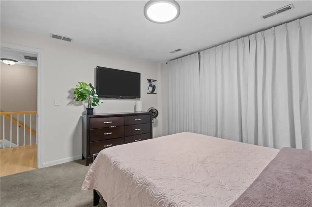 194 Council Rock Road Cranston RI 02921