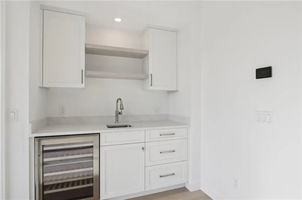 59 Lookout Lane Portsmouth RI 02871