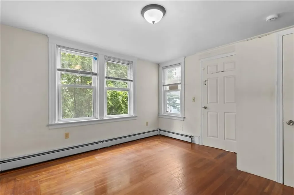 15 16 Judith Street Providence RI 02909