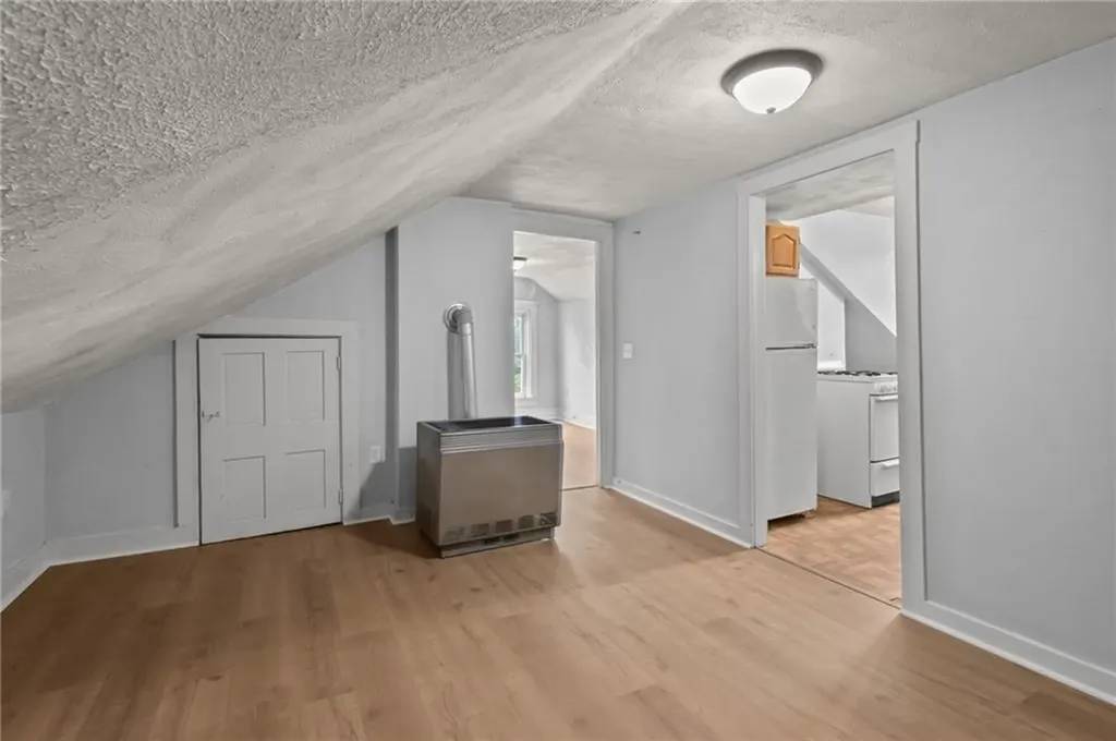 15 16 Judith Street Providence RI 02909