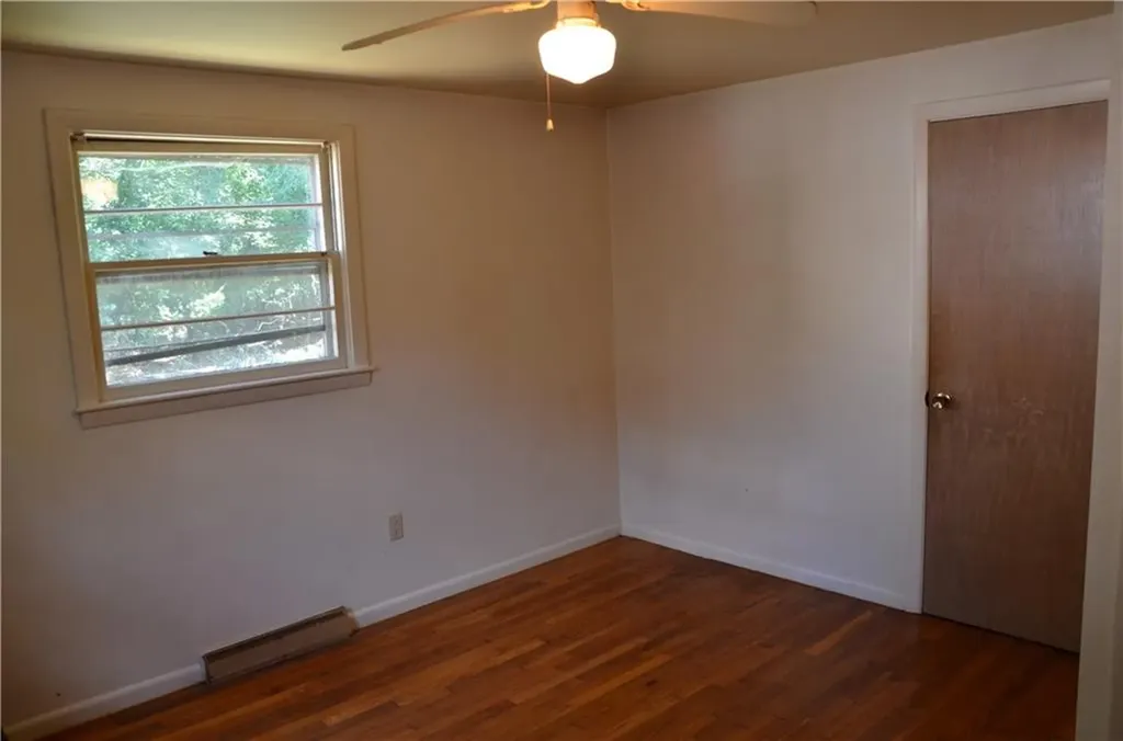 70 Griffin Drive Warwick RI 02886