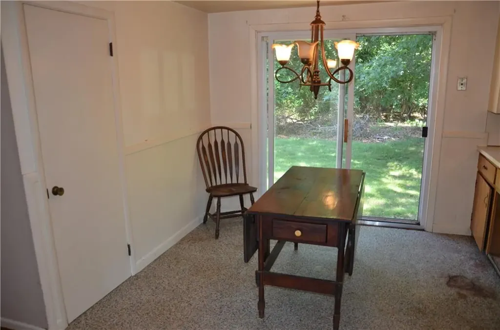 70 Griffin Drive Warwick RI 02886