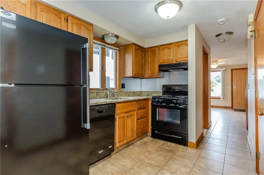 53 55 Hazael Street Providence RI 02908