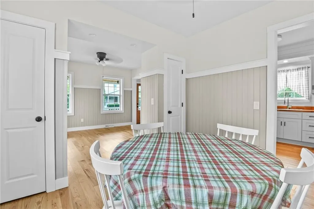 163 Manolla Avenue Warwick RI 02888