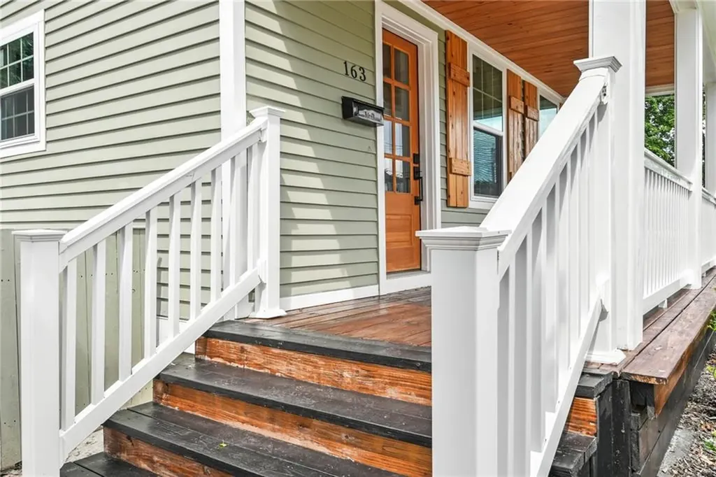 163 Manolla Avenue Warwick RI 02888