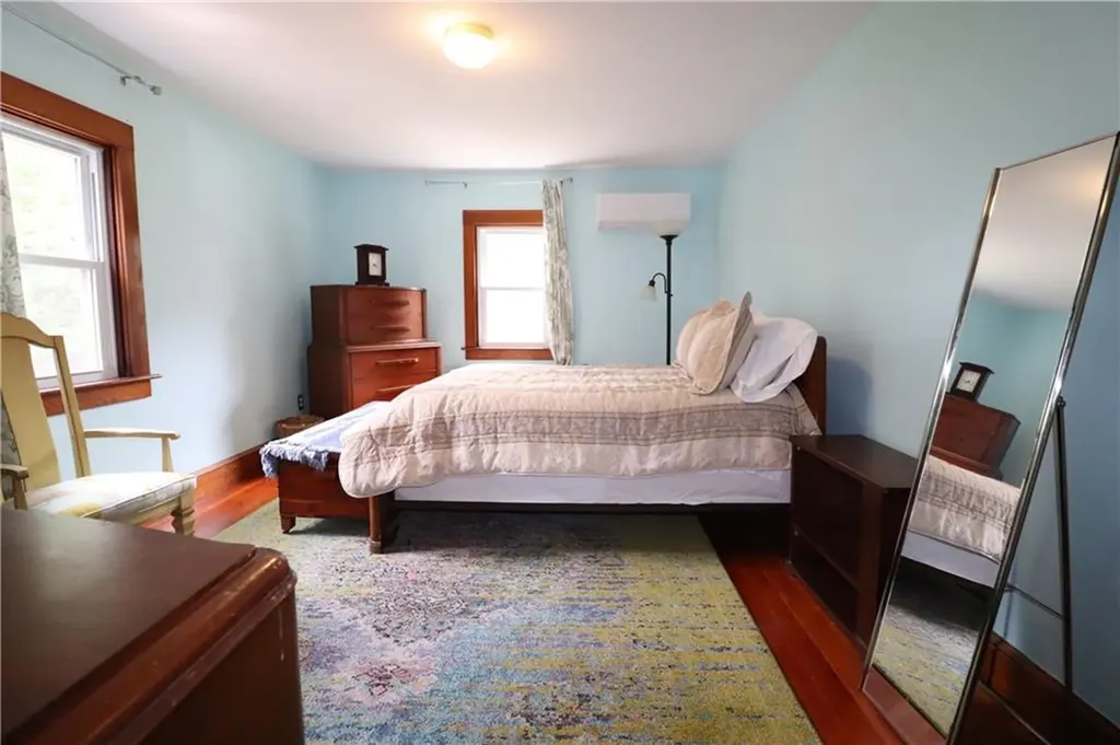 140 Maple Avenue Middletown RI 02842