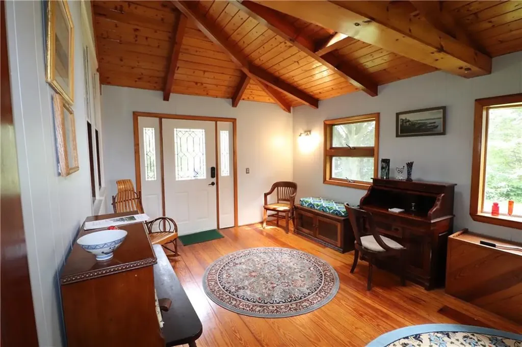 140 Maple Avenue Middletown RI 02842