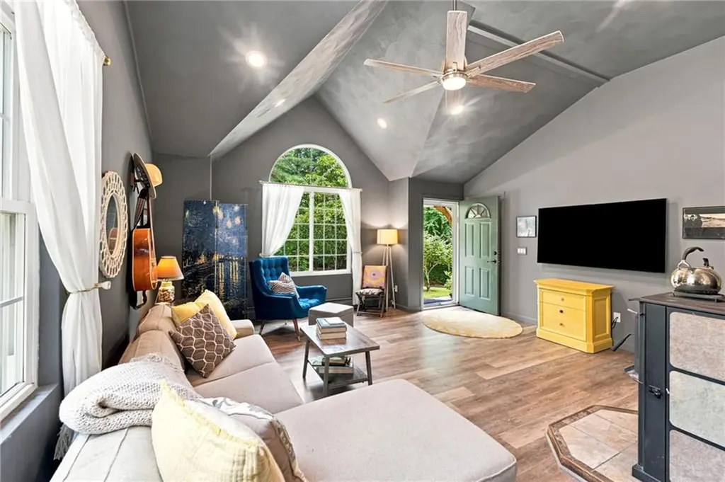 102 Timber Ridge Road Charlestown RI 02813
