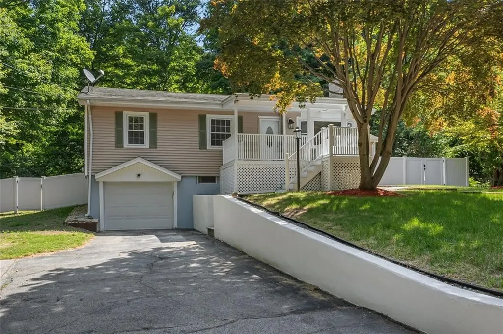 5 Grove Street Plainville MA 02762