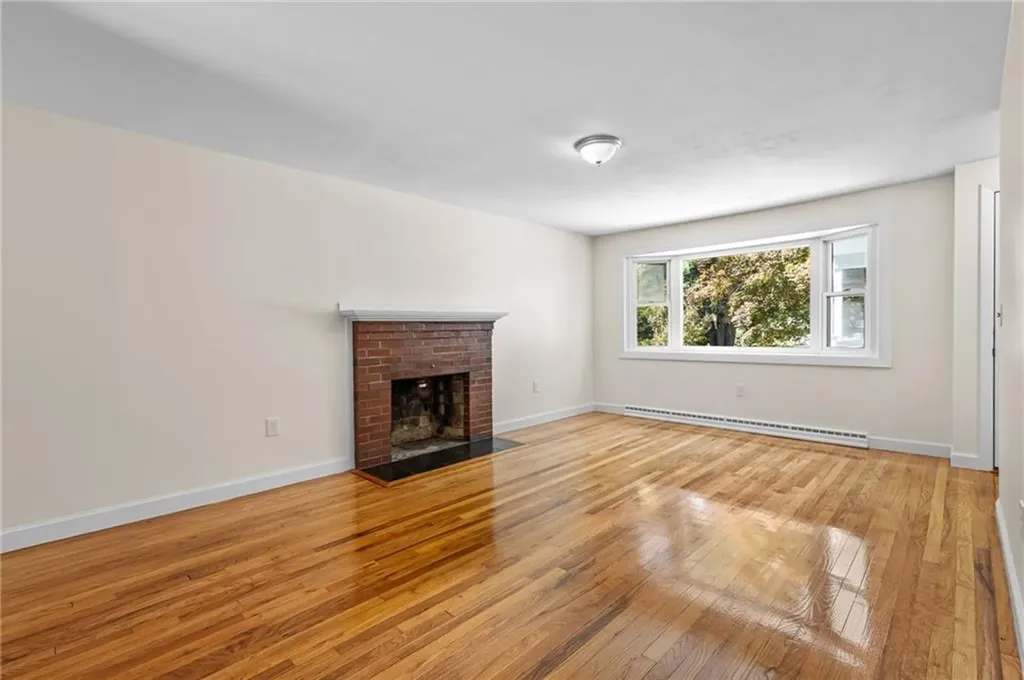 5 Grove Street Plainville MA 02762