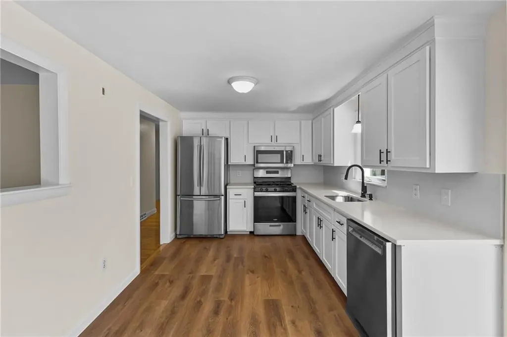 5 Grove Street Plainville MA 02762