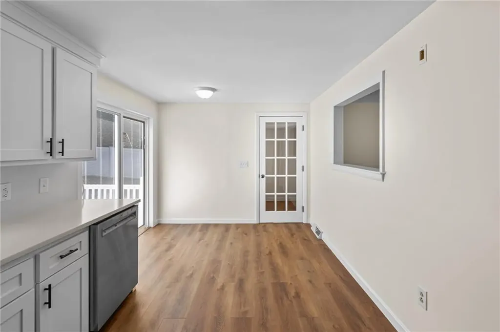 5 Grove Street Plainville MA 02762
