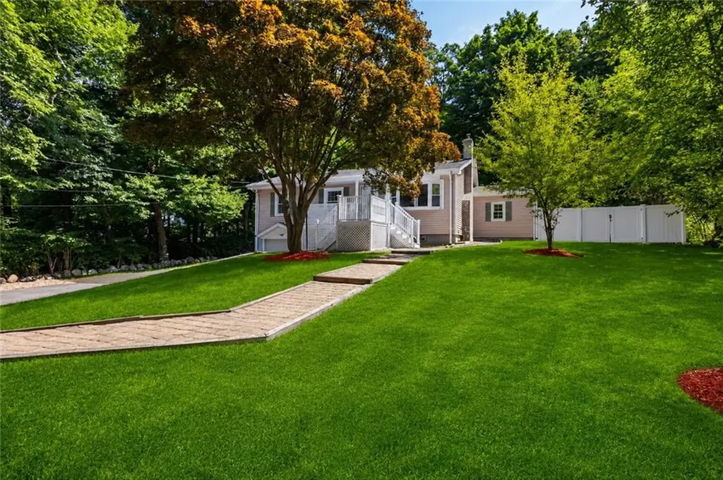 5 Grove Street Plainville MA 02762