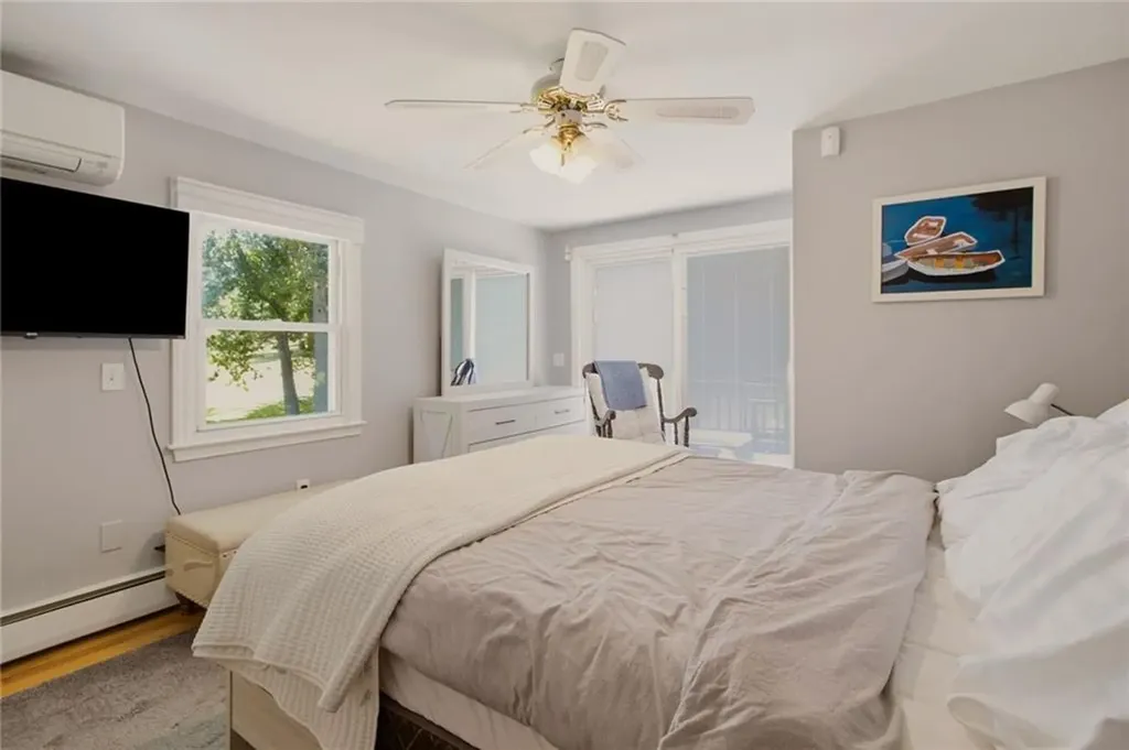 10 Kerins Terrace Newport RI 02840