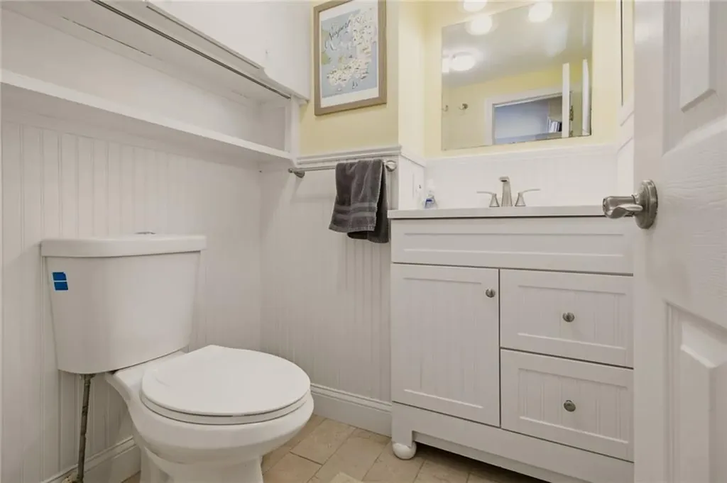 10 Kerins Terrace Newport RI 02840
