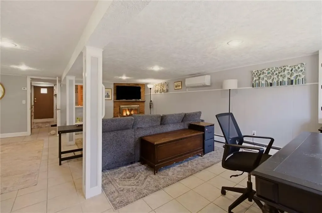 10 Kerins Terrace Newport RI 02840