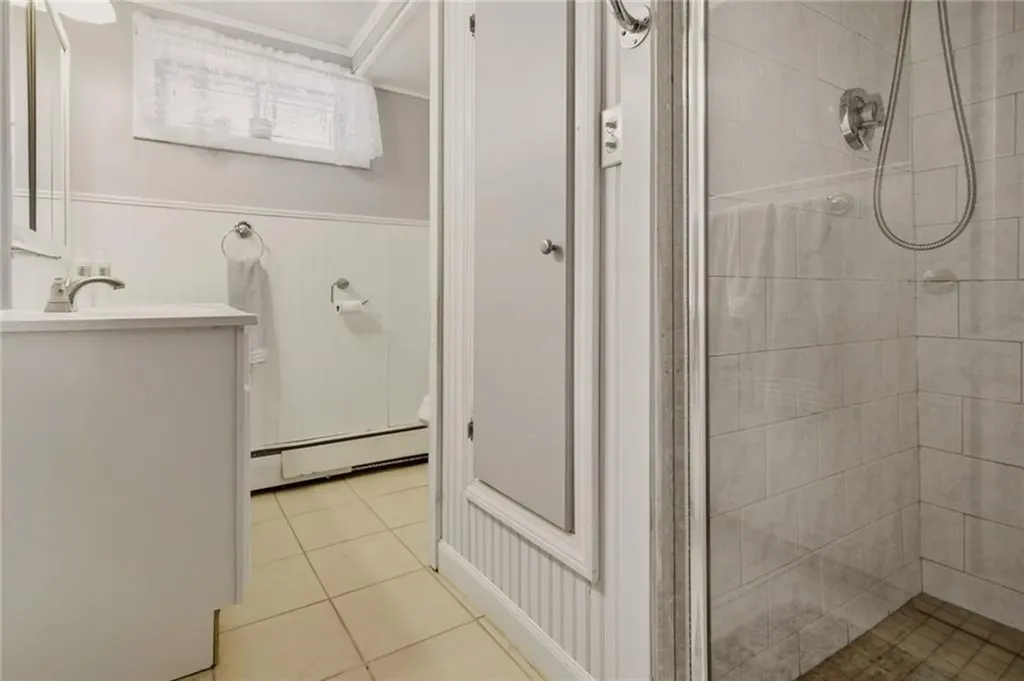 10 Kerins Terrace Newport RI 02840