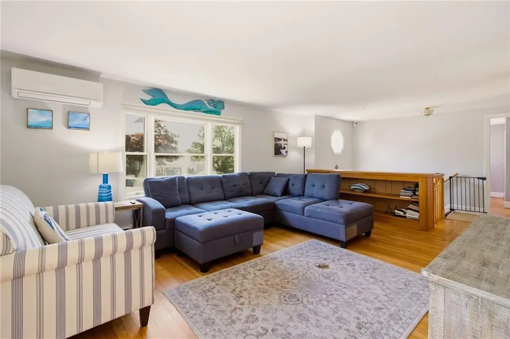 10 Kerins Terrace Newport RI 02840