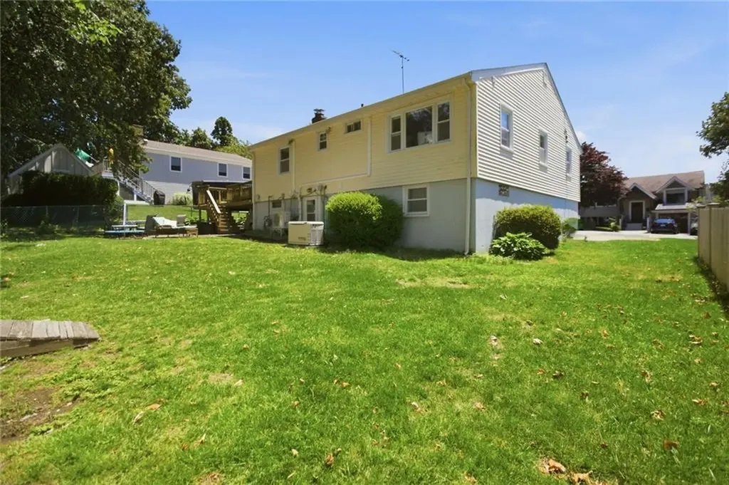 10 Kerins Terrace Newport RI 02840