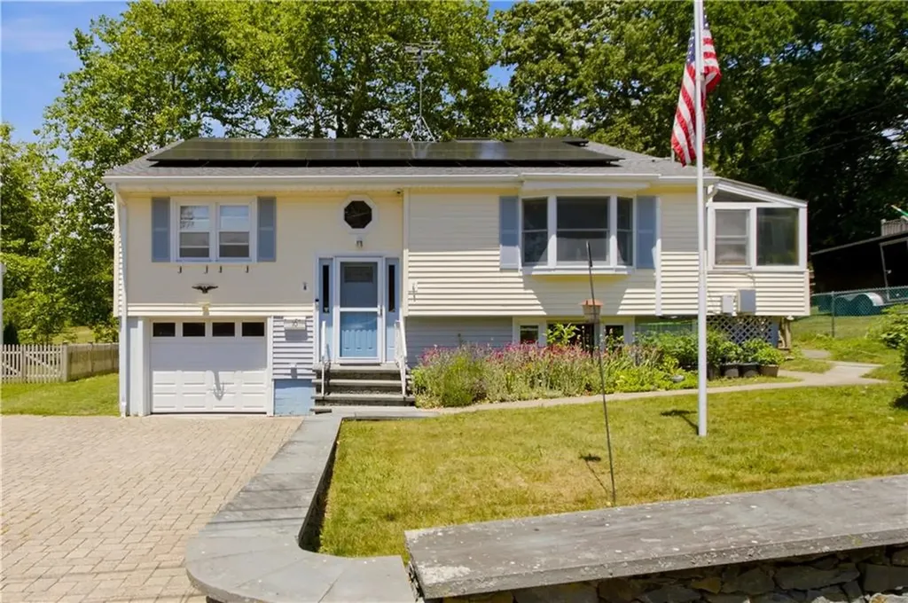 10 Kerins Terrace Newport RI 02840