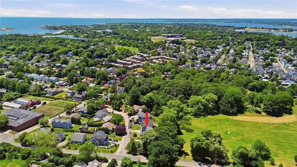 10 Kerins Terrace Newport RI 02840
