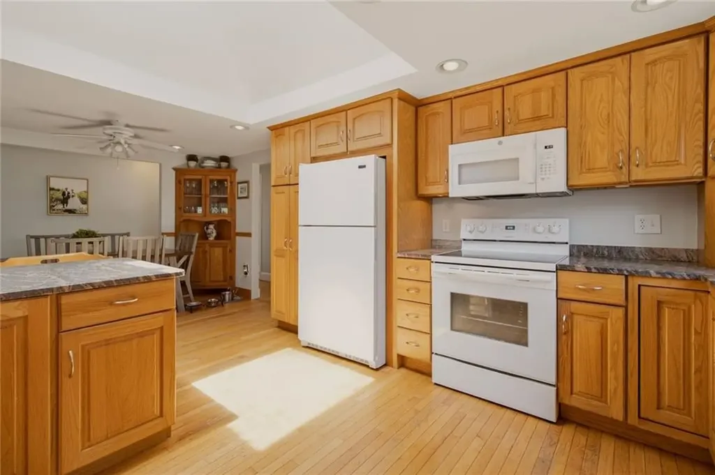 10 Kerins Terrace Newport RI 02840