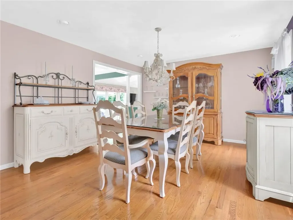34 Gilbert Stuart Drive Warwick RI 02818