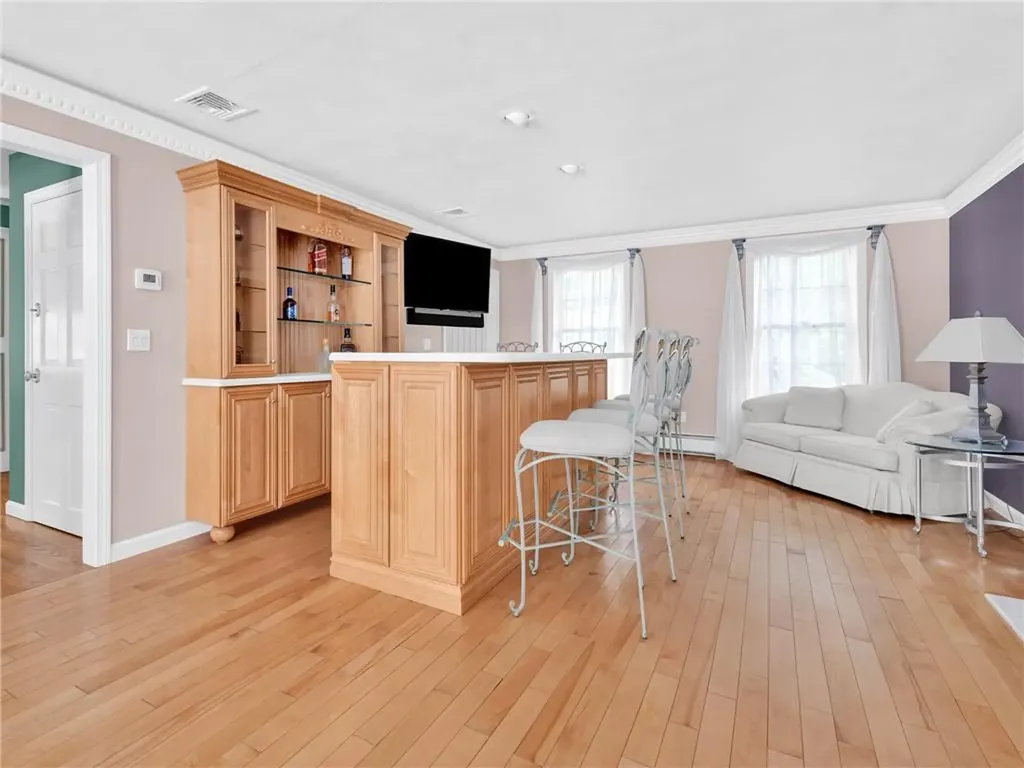 34 Gilbert Stuart Drive Warwick RI 02818