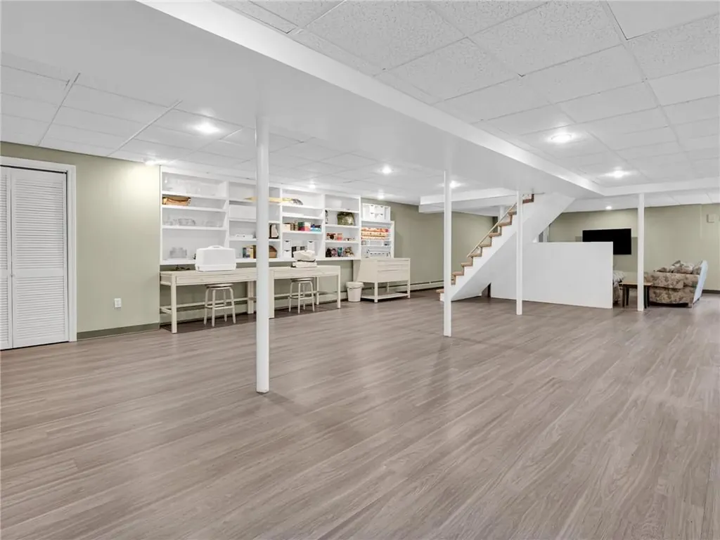 34 Gilbert Stuart Drive Warwick RI 02818