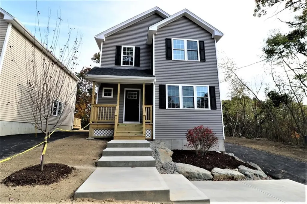 121 Hillcrest Avenue Providence RI 02909