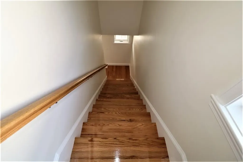 121 Hillcrest Avenue Providence RI 02909
