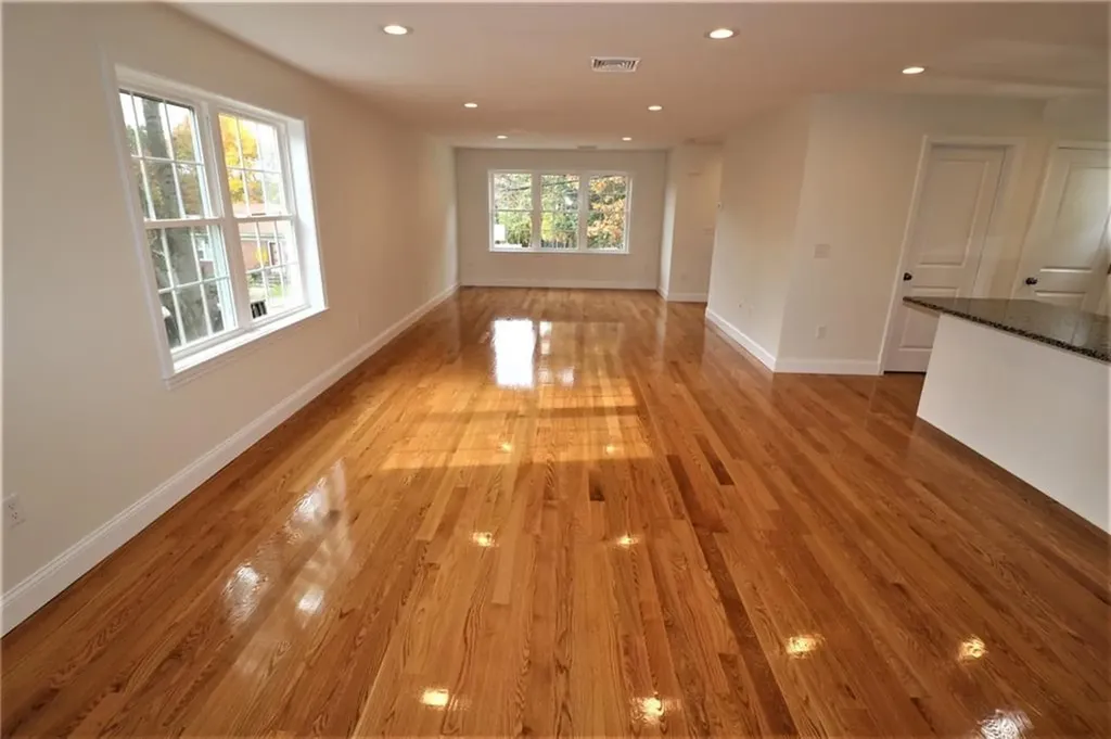 121 Hillcrest Avenue Providence RI 02909